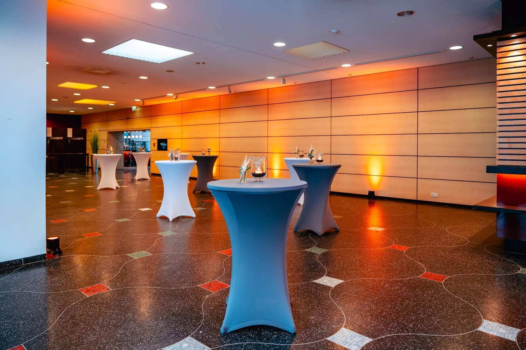 Foyer Header